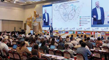 Brian Liedl, vice president of overseas operations for U.S. Wheat Associates, presents on U.S. wheat classes and production regions at ALIM 2025 in Cartagena, Colombia.
